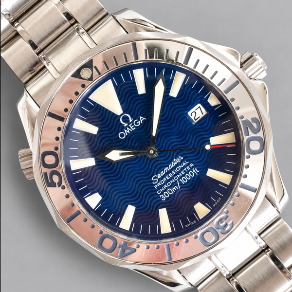 SOLDOUT: Omega Seamaster Diver 300 M 2255.80.00 41MM Electric Blue Dial Near Mint Automatic Serviced Box