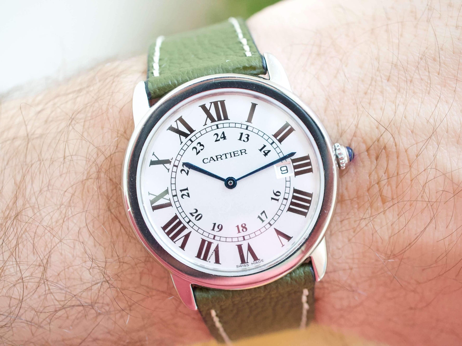 Cartier Ronde Solo W6700255 36MM White Dial Quartz Factory Cartier Box - WearingTime Luxury Watches
