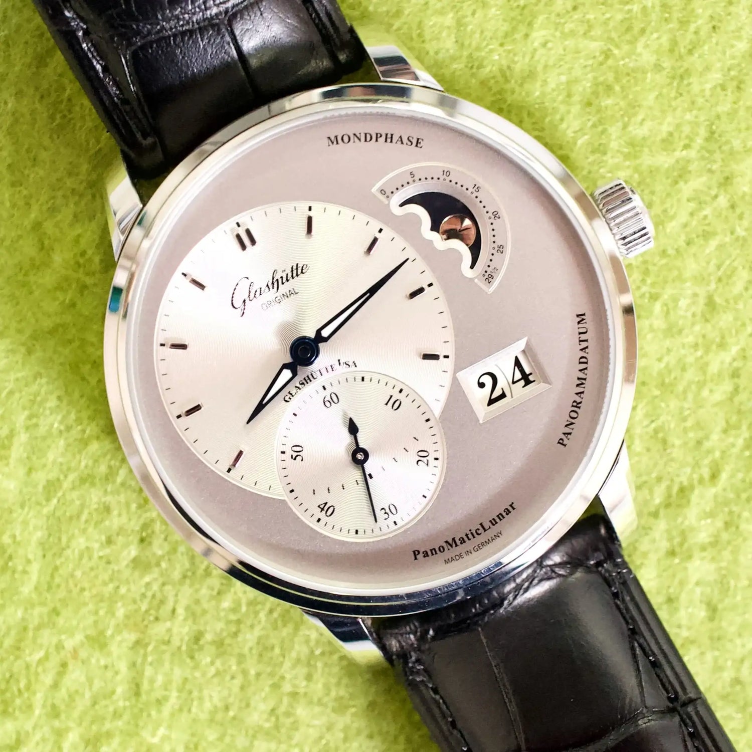 SOLDOUT: Glashütte Original PanoMaticLunar 1-90-02-42-32-05 Automatic 40MM Factory Warranty Silver Dial Box Papers 2025