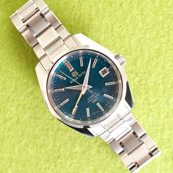 SOLDOUT: Grand Seiko Heritage Collection SBGJ227 40MM Hi-Beat GMT Green Peacock  Limited to 700 Box