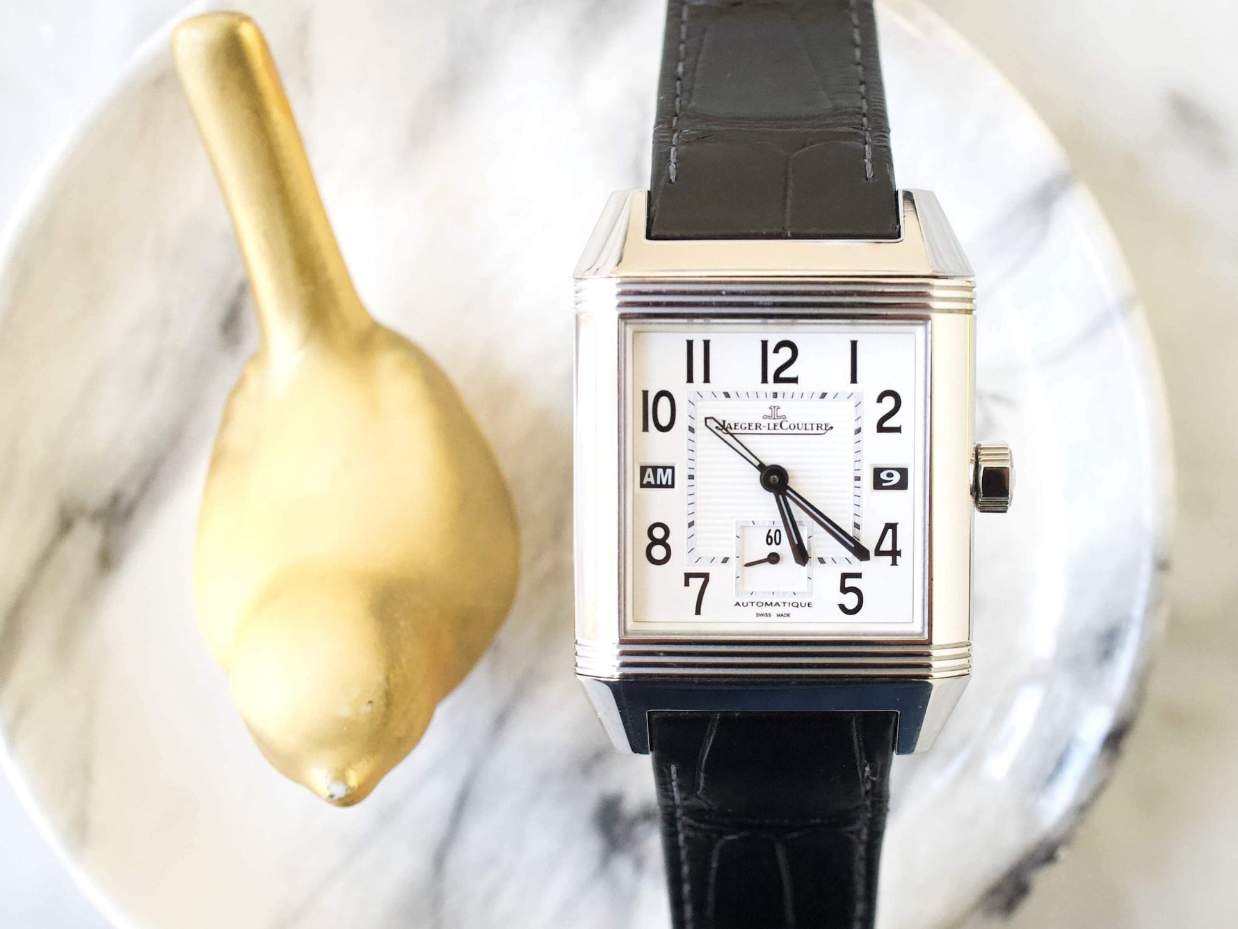 JAEGER LECOULTRE Reverso Sqaurdro 230.8.77 Q7008420 GMT 50x35 MM Service Box, Paper and Orginal Purchase Receipt (Serviced by JLC 2021) - WearingTime Luxury Watches