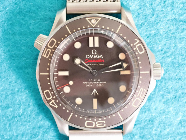 SOLDOUT: Omega Seamaster Diver 300 M 210.90.42.20.01.001 Bond 007 Automatic Mint Titanium Box Papers 2022