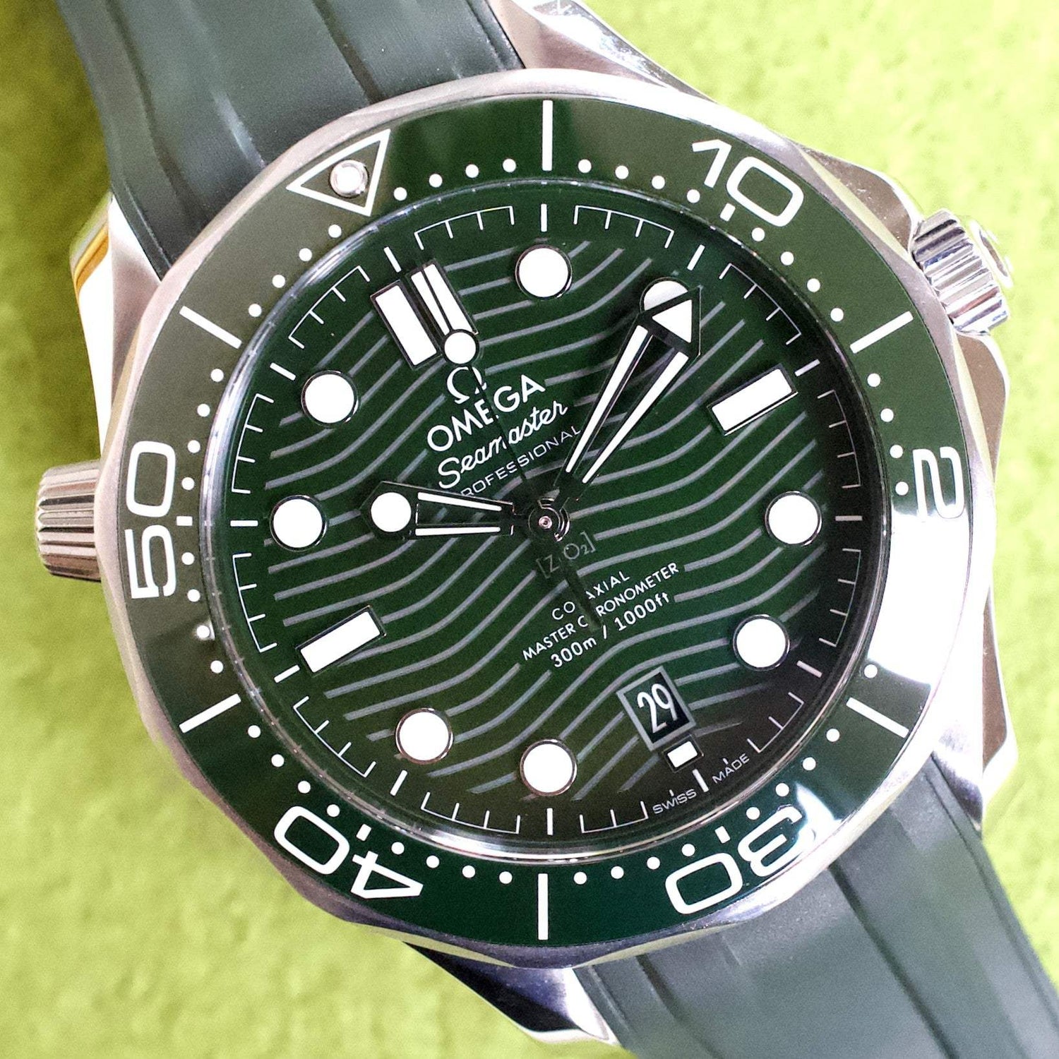 Omega Seamaster 210.32.42.20.10.001 Diver 300M Master Co-Axial 42 Factory Omega deployment Box and Papers 2023 Under Omega Warranty