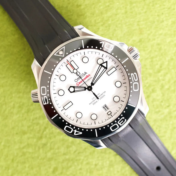 SOLDOUT: Omega Seamaster Diver 300 M 210.32.42.20.04.001 Ceramic Bezel Serviced Box Papers 2021