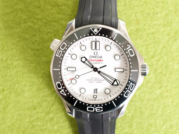SOLDOUT: Omega Seamaster Diver 300 M 210.32.42.20.04.001 Ceramic Bezel Serviced Box Papers 2021