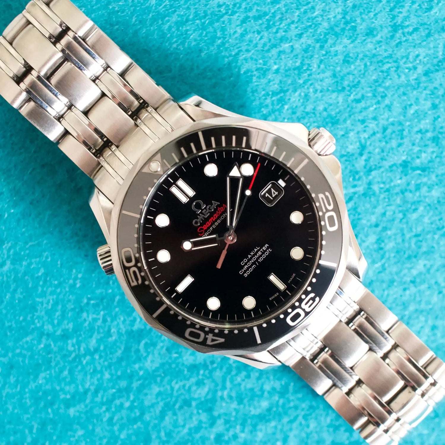 SOLDOUT: Omega Seamaster Diver 300 M 212.30.41.20.01.003 41MM Automatic Near Mint No wave Dial Box Papers 2018