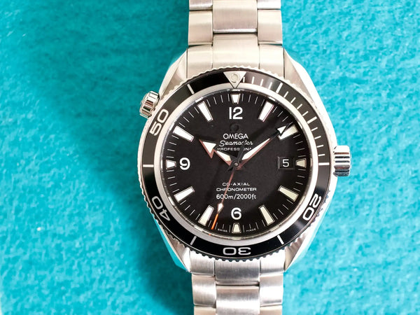 SOLDOUT: Omega Seamaster Planet Ocean 2201.50.00 Automatic 42MM Mint Box Papers