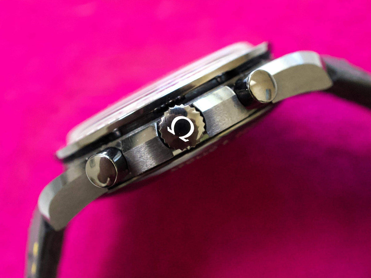 Omega Speedmaster 311.92.44.30.01.001 Dark Side Of The Moon Ceramic 44MM - WearingTime Luxury Watches