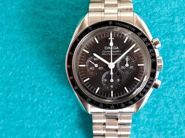 SOLDOUT: Omega Speedmaster Professional Moonwatch 310.30.42.50.01.001 Chronograph 42MM Manual winding Hesalite Crystal Box Papers 2021