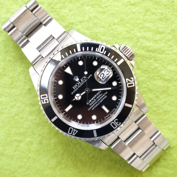 SOLDOUT: Rolex Submariner Date 16610 40MM Automatic Factory Rolex Box 1993