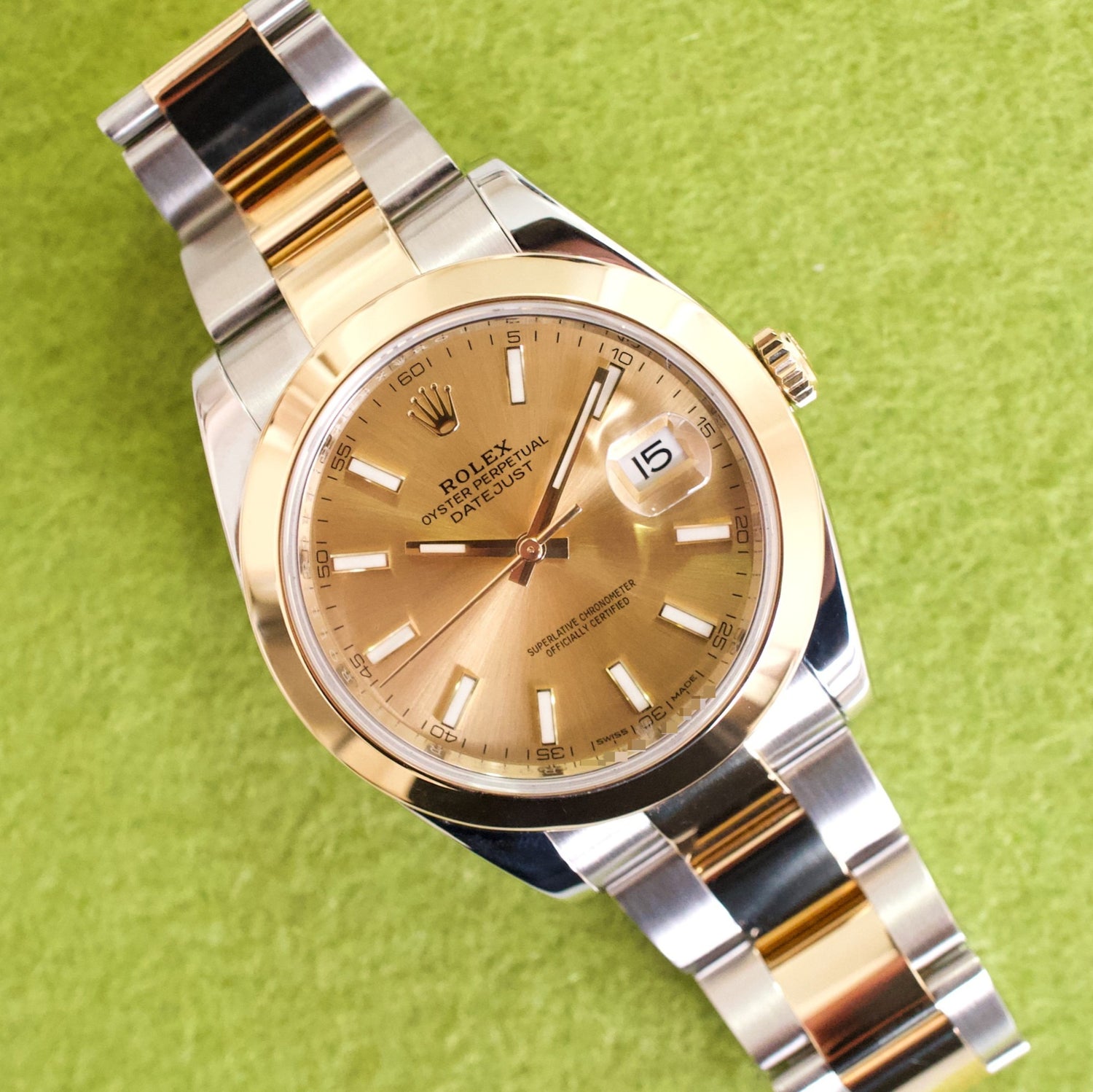 Rolex Datejust 41 126303 Automatic Smooth Bezel Champagne Dial Two Tone 18k Yellow Gold Box