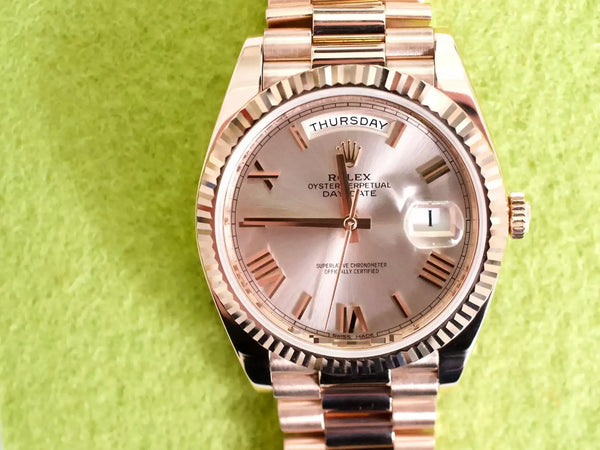 SOLDOUT: Rolex Day-Date 228235 MINT 18K Rose Gold 40MM Sundust Roman Dial Automatic Box Papers 2019