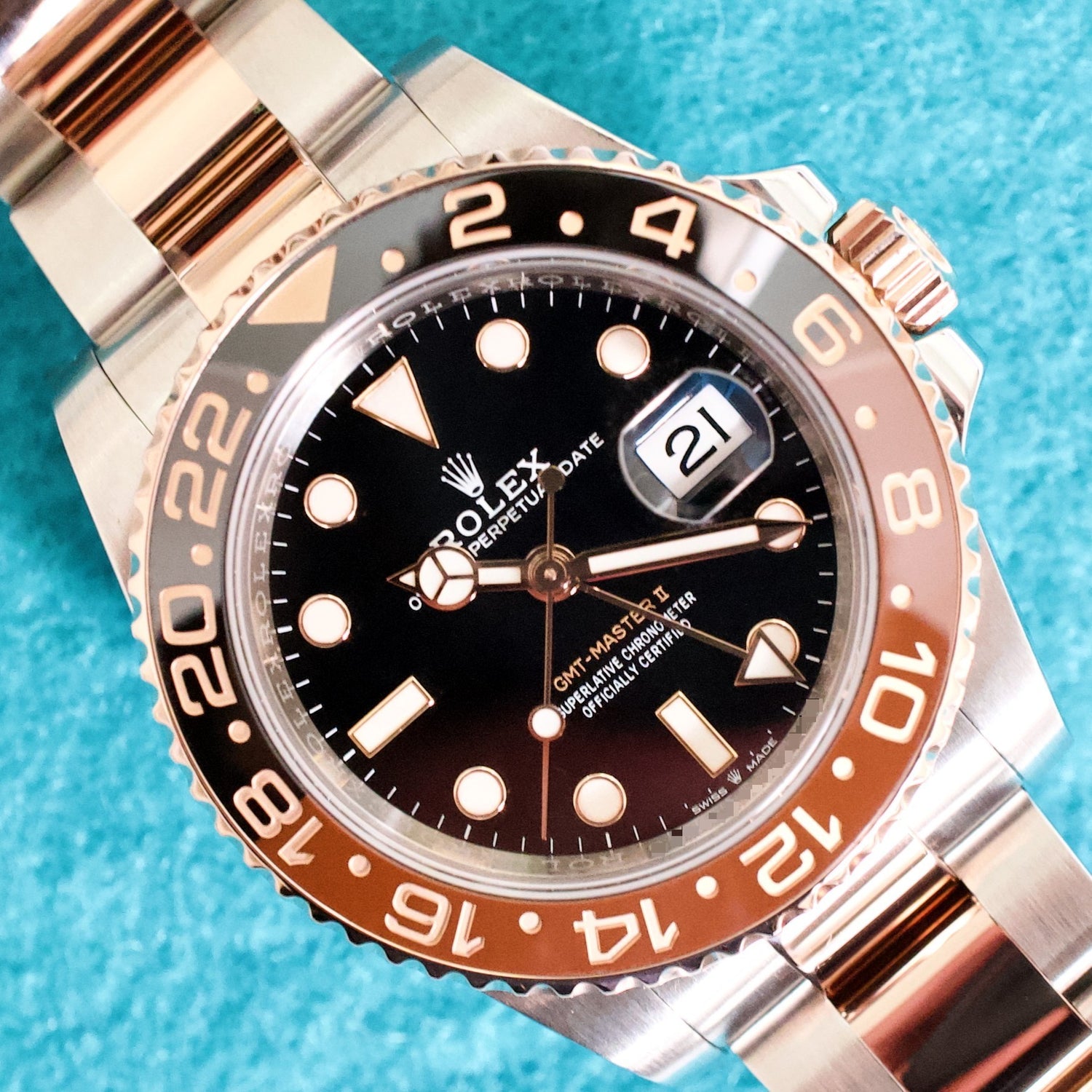 Rolex GMT-Master II 126711CHNR Rootbeer 40MM Automatic Two-Tone 18K Rose Gold Factory Warranty Box Papers 2024