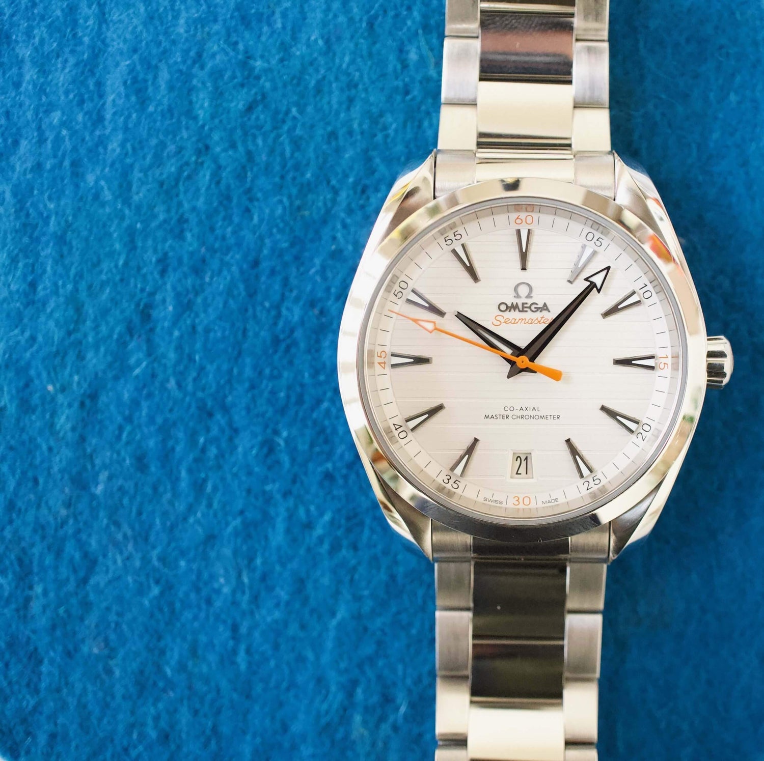 Omega Seamaster Aqua Terra 41MM Automatic 2022 White Dial Steel Box Papers 22010412102001 - WearingTime Luxury Watches