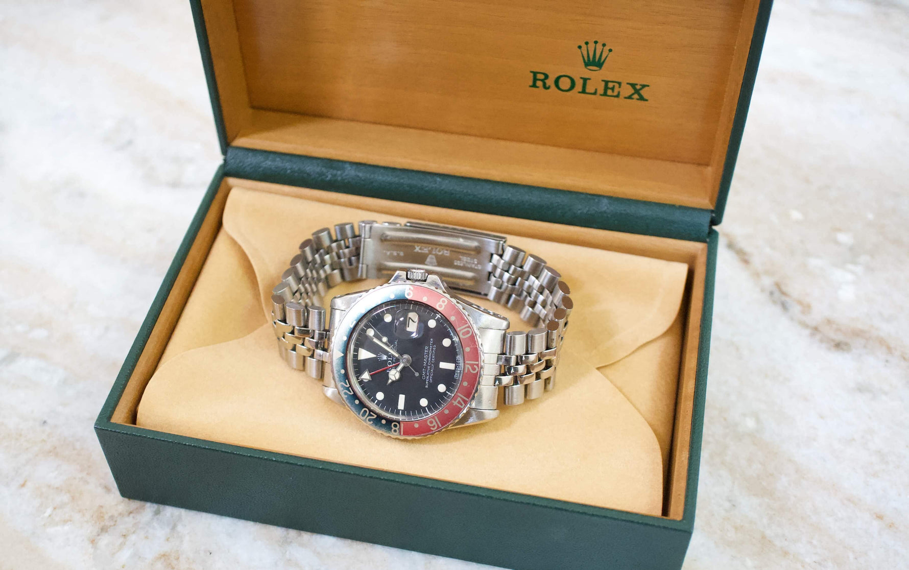 Rolex 1675 GMT Pepsi Ghost Bezel Usa Jubilee 40MM Box 1969 - WearingTime Luxury Watches