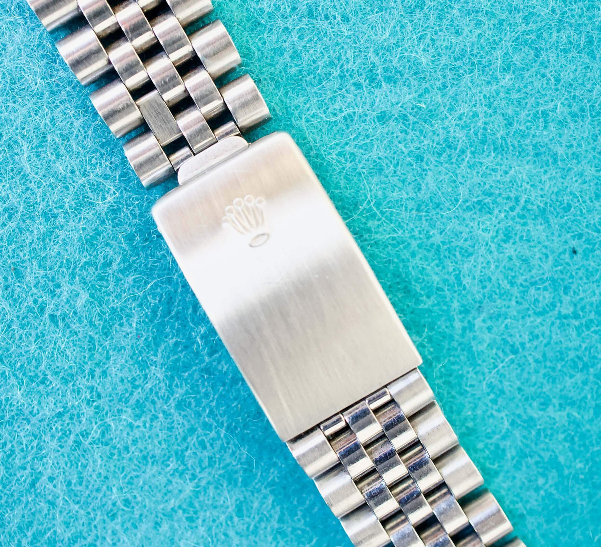 Rolex Datejust 36MM 16030 Automatic Silver Dial Steel Jubilee Bracelet Box - WearingTime Luxury Watches