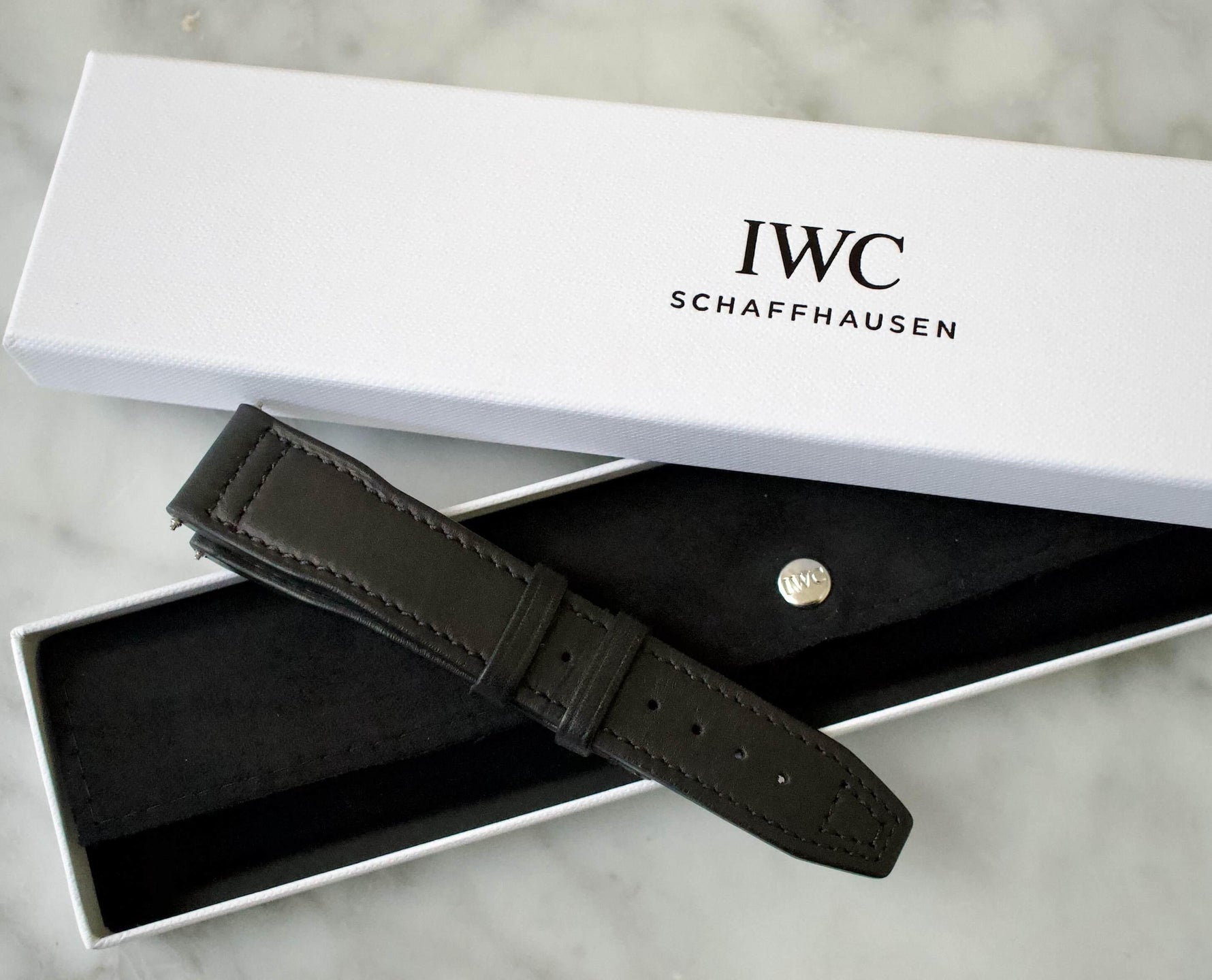 SOLD OUT: 41MM IWC PILOT’S WATCH CHRONOGRAPH TRIBUTE TO 3705 2021 BOX AND PAPERS Ceratanium AUTOMATIC - WearingTime Luxury Watches
