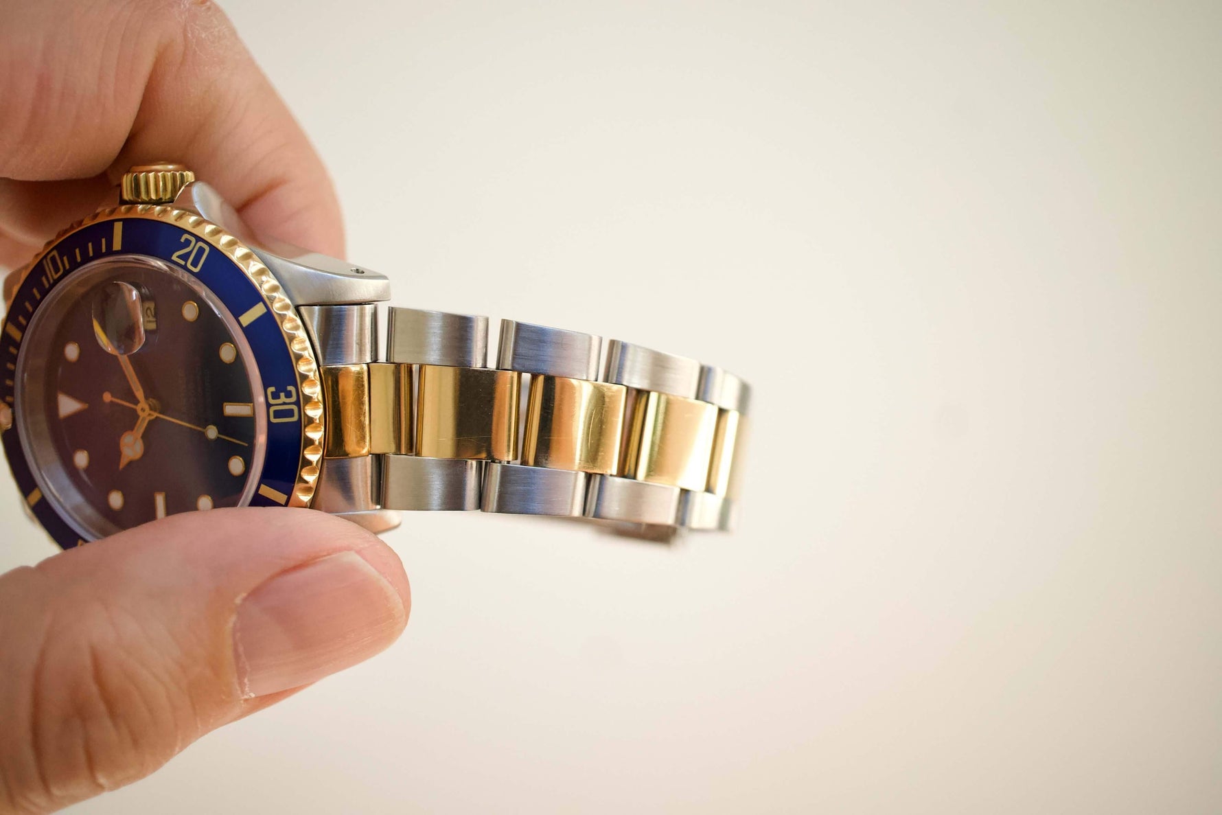 SOLD OUT: Rolex Submariner Date 16613 40MM 1993 Box 18K Yellow Gold and Steel - WearingTime Luxury Watches