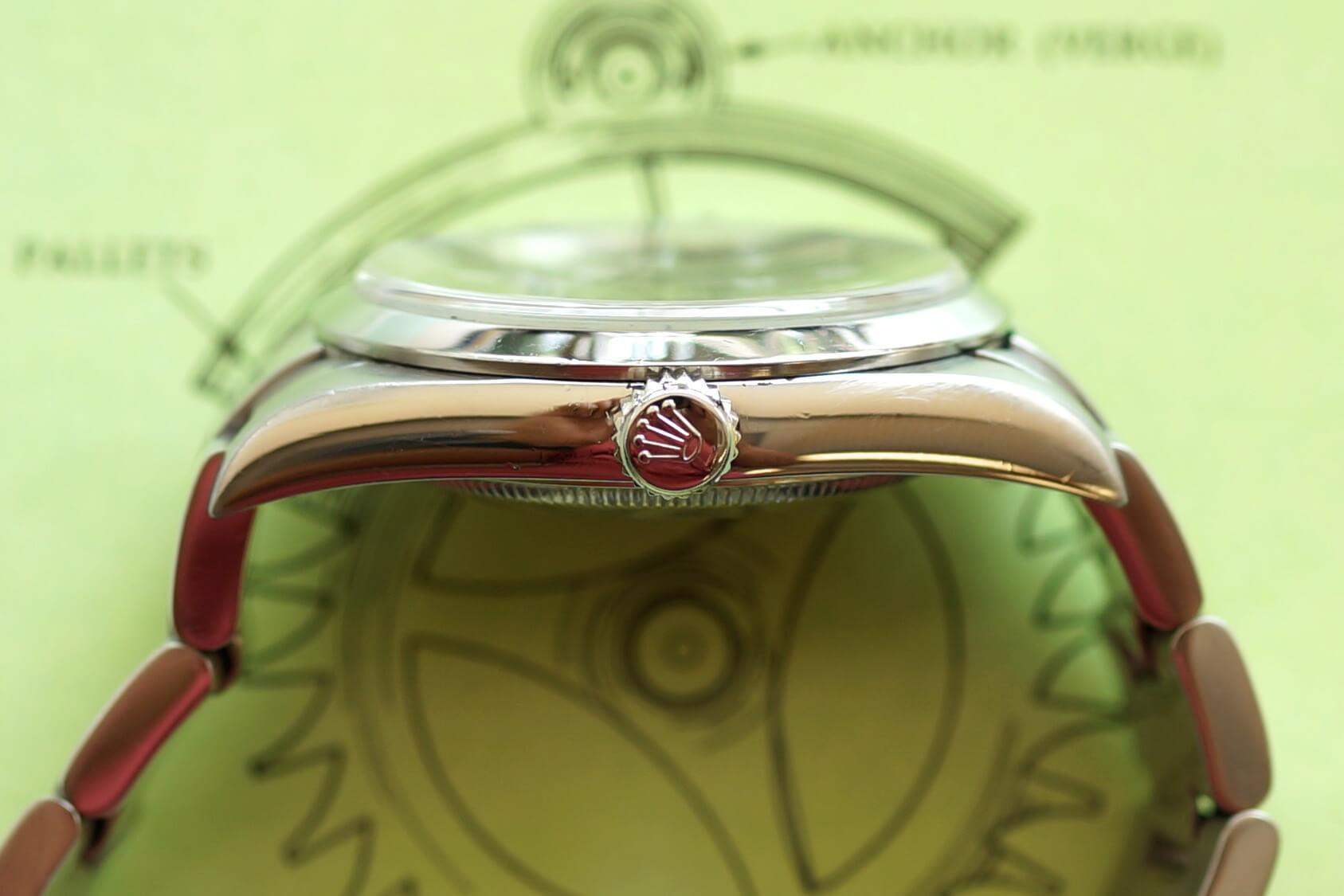 2004 Rolex Explorer 114270 36mm F serial - WearingTime Luxury Watches