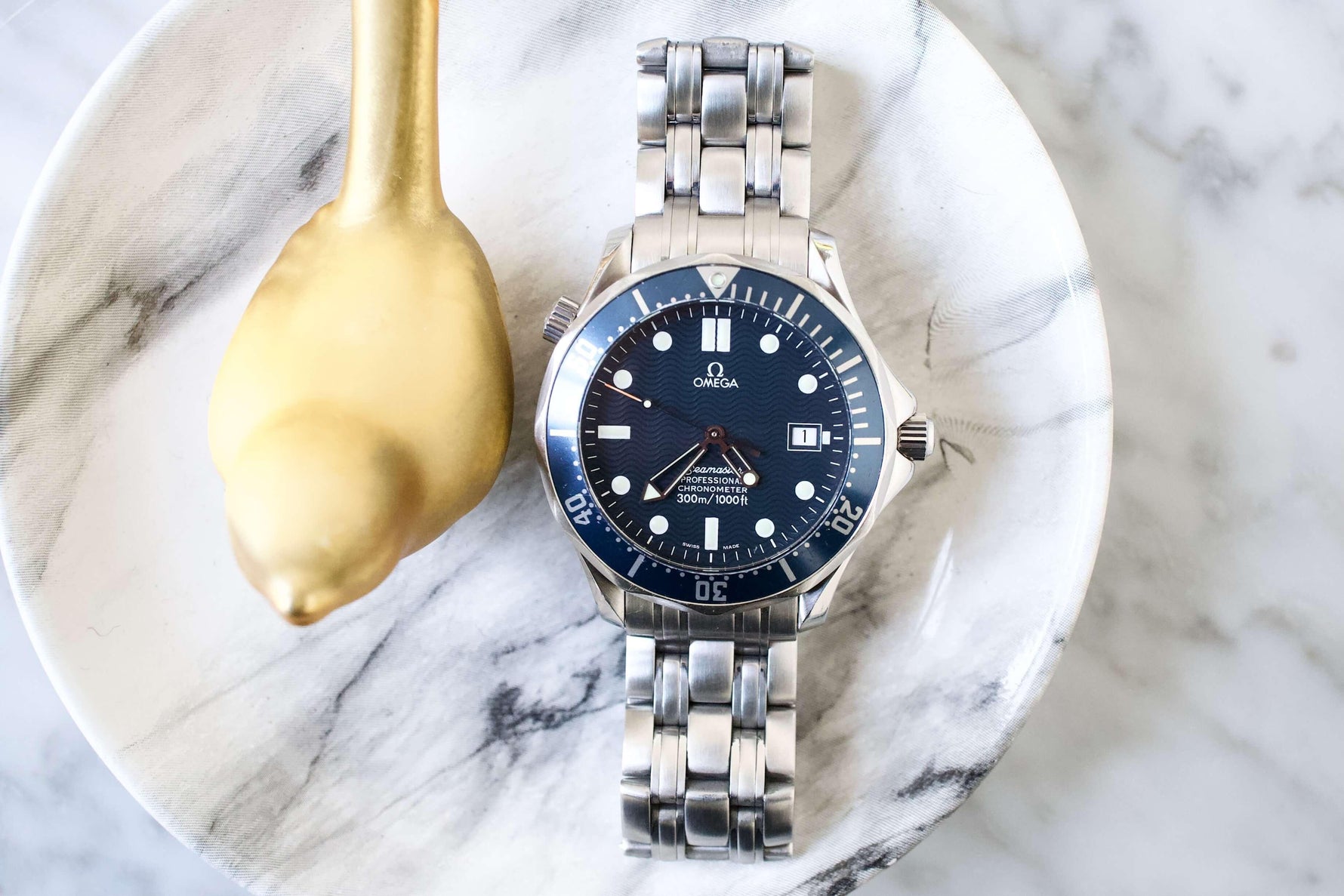 OMEGA SEAMASTER 300m 2531.80 41mm Blue Wave Dial Automatic Chronometer Bond Goldeneye - WearingTime Luxury Watches
