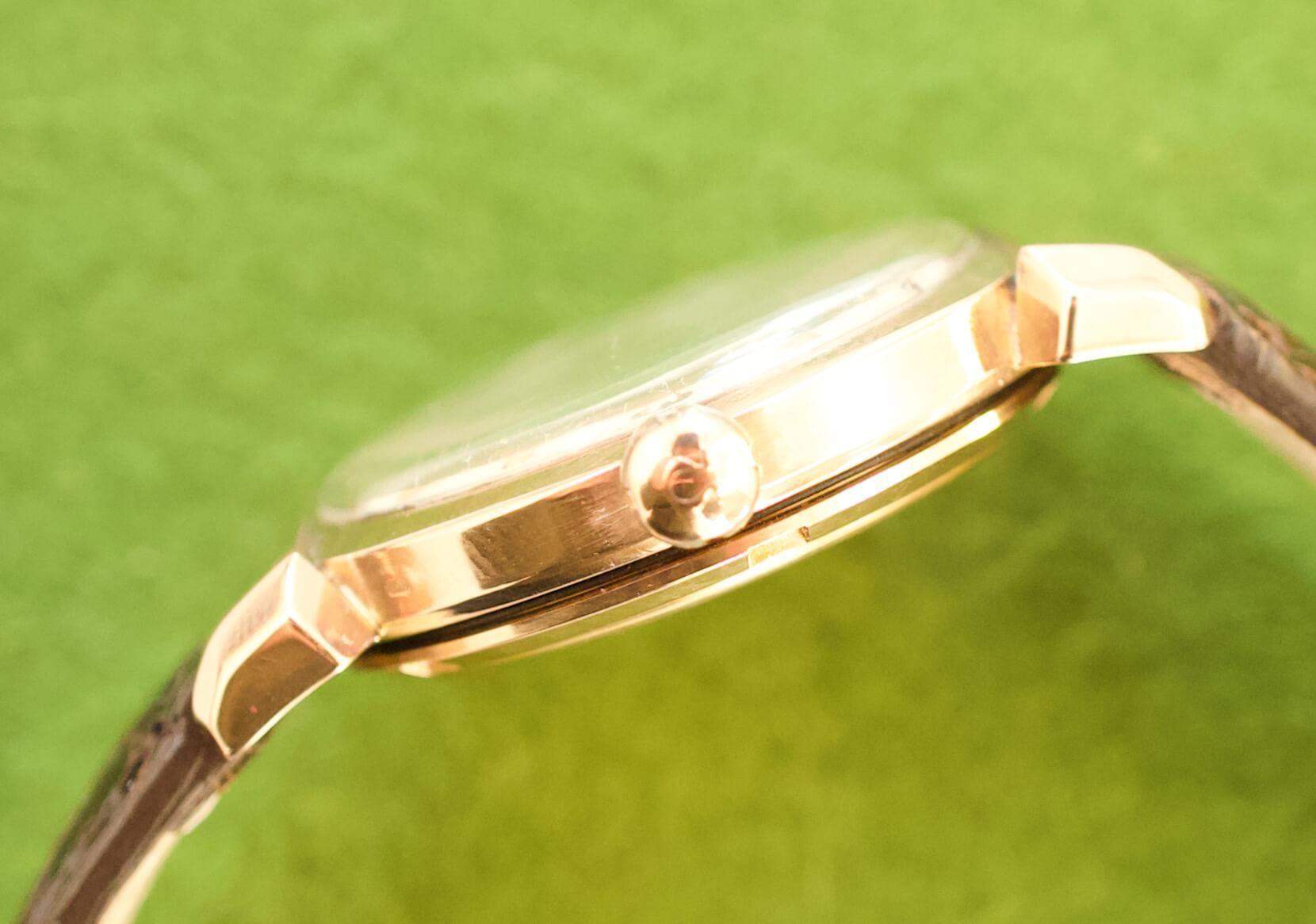 SOLD OUT 1952 Omega Seamaster 14324 Hooded Lugs 18K Solid Gold 34mm