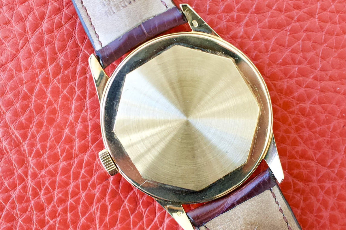 SOLD OUT: Dunhill Solid 18K GOLD Pointer Date 40mm Mens Watch Limited to 500 - WearingTime Luxury Watches