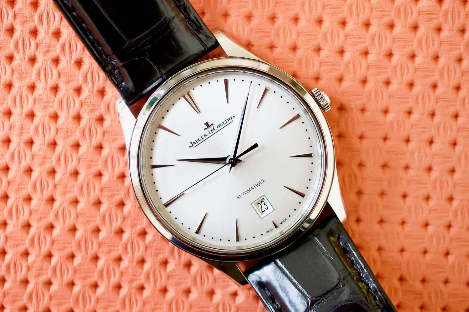 SOLD OUT: JAEGER-LECOULTRE MASTER ULTRA THIN DATE Q1238420 Box Papers 2021 Steel 39mm - WearingTime Luxury Watches