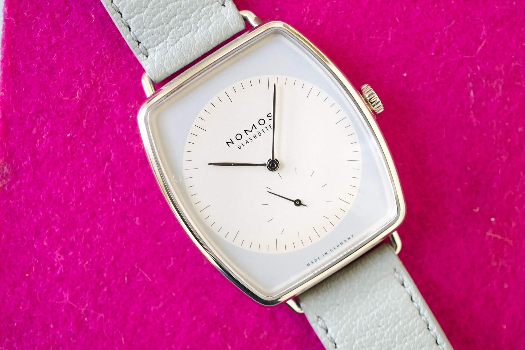 SOLD OUT: NOMOS LUX Ref. 942 TONNEAU 38.5 x 34mm White Gold Box Papers - WearingTime Luxury Watches