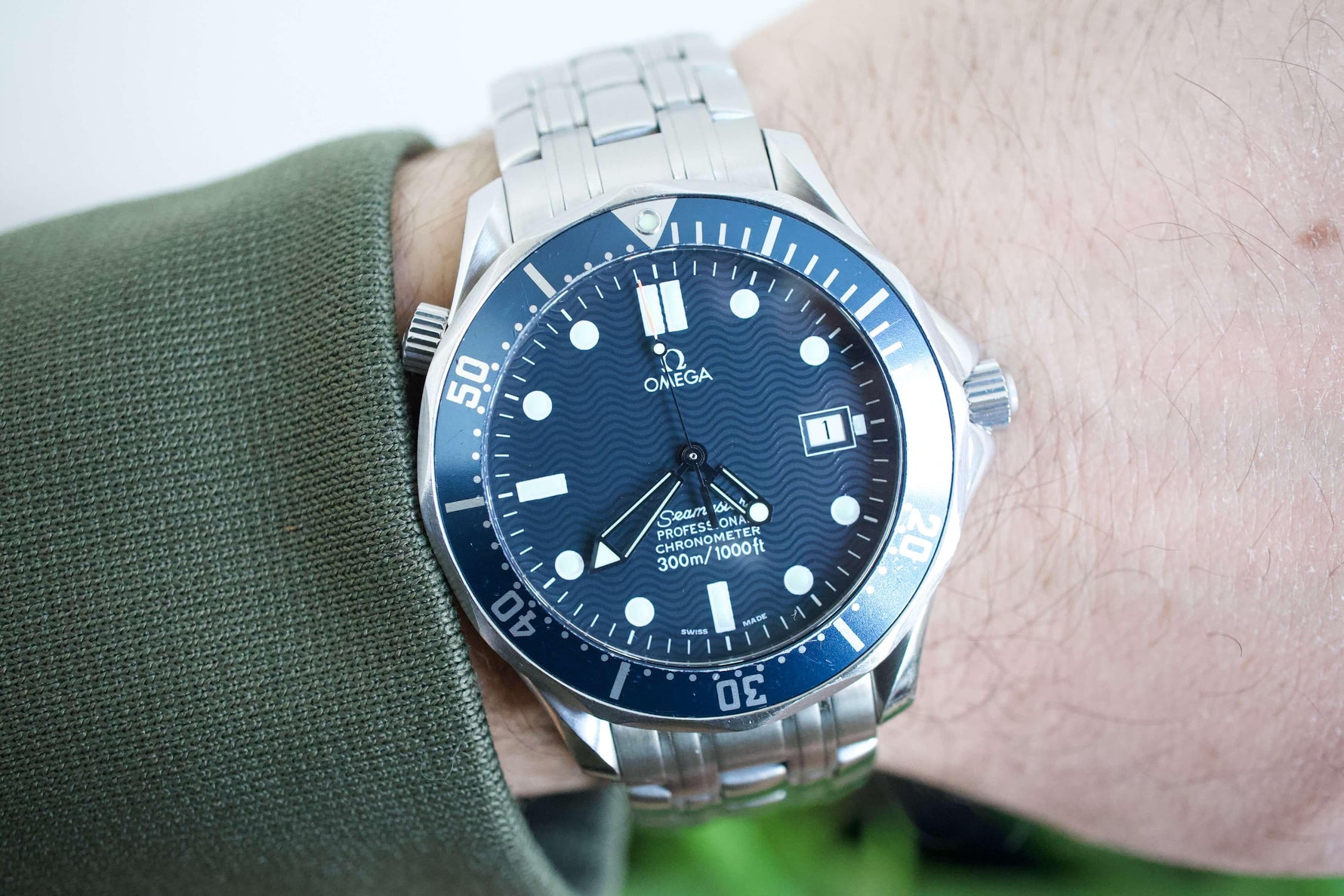 SOLD OUT: Omega Seamaster 300 2531.80 41MM Diver Blue Wave Steel Box 1999 - WearingTime Luxury Watches