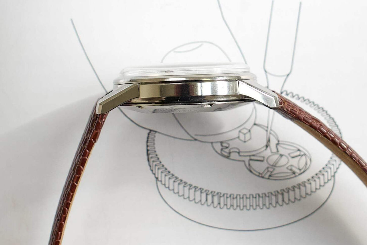 SOLD OUT: Omega Seamaster Vintage Chronograph 1965 Ref. 105.004-64 Calibre 321 - WearingTime Luxury Watches