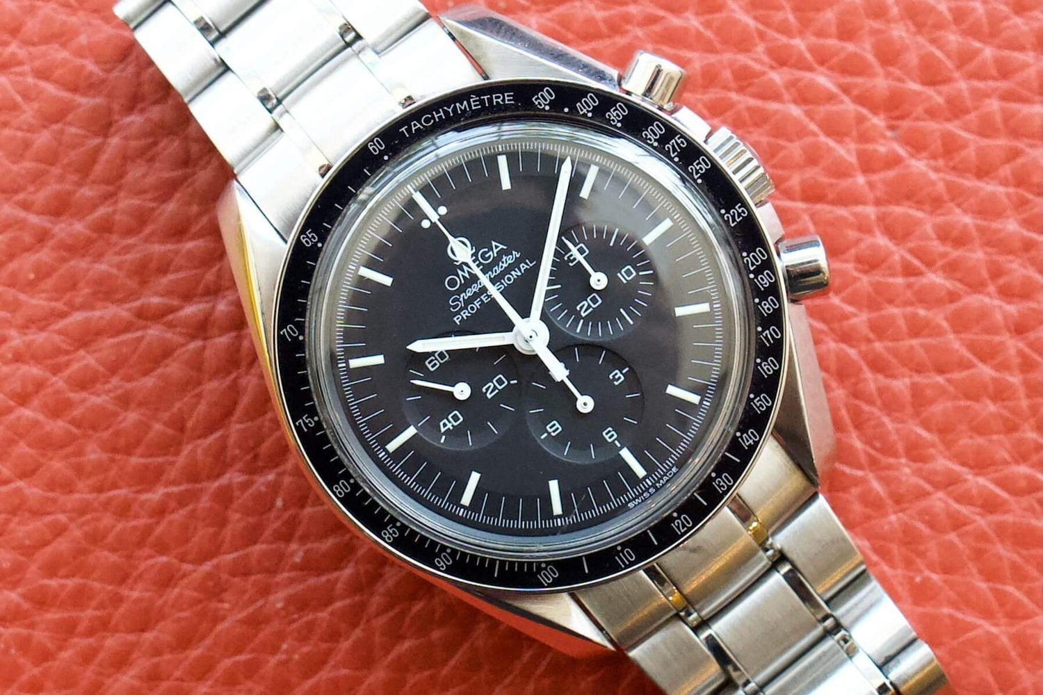 SOLD OUT: Omega Speedmaster Chronograph 1998 Ref. 3570.50 Calibre 1861 MoonWatch - WearingTime Luxury Watches