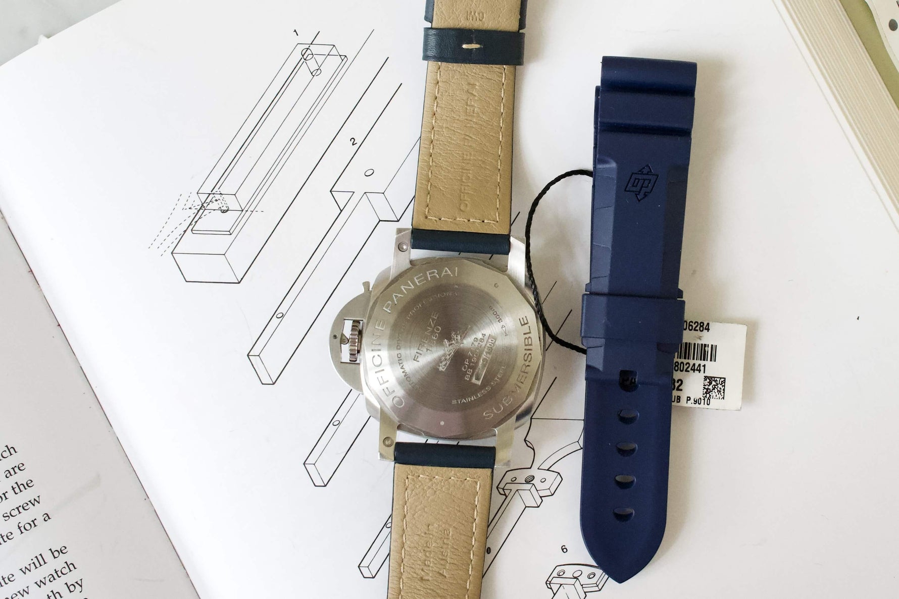 SOLD OUT: Panerai Luminor Submersible 1950 3 Days Automatic Acciaio 42mm PAM 682 - WearingTime Luxury Watches