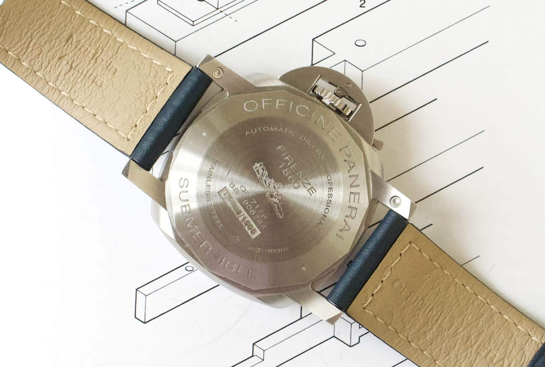 SOLD OUT: Panerai Luminor Submersible 1950 3 Days Automatic Acciaio 42mm PAM 682 - WearingTime Luxury Watches