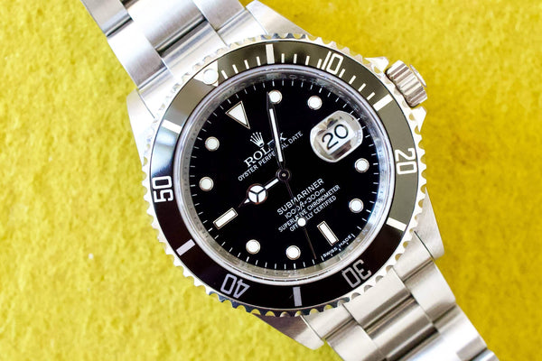 SOLD OUT: Rolex Submariner 16610 Rehault Solid End Links 2007/2008 M Series 40mm