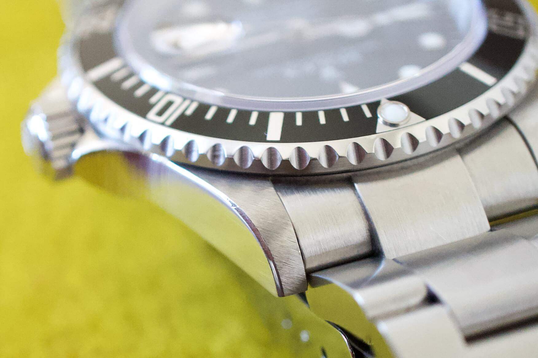 SOLD OUT: Rolex Submariner 16610 Rehault Solid End Links 2007/2008