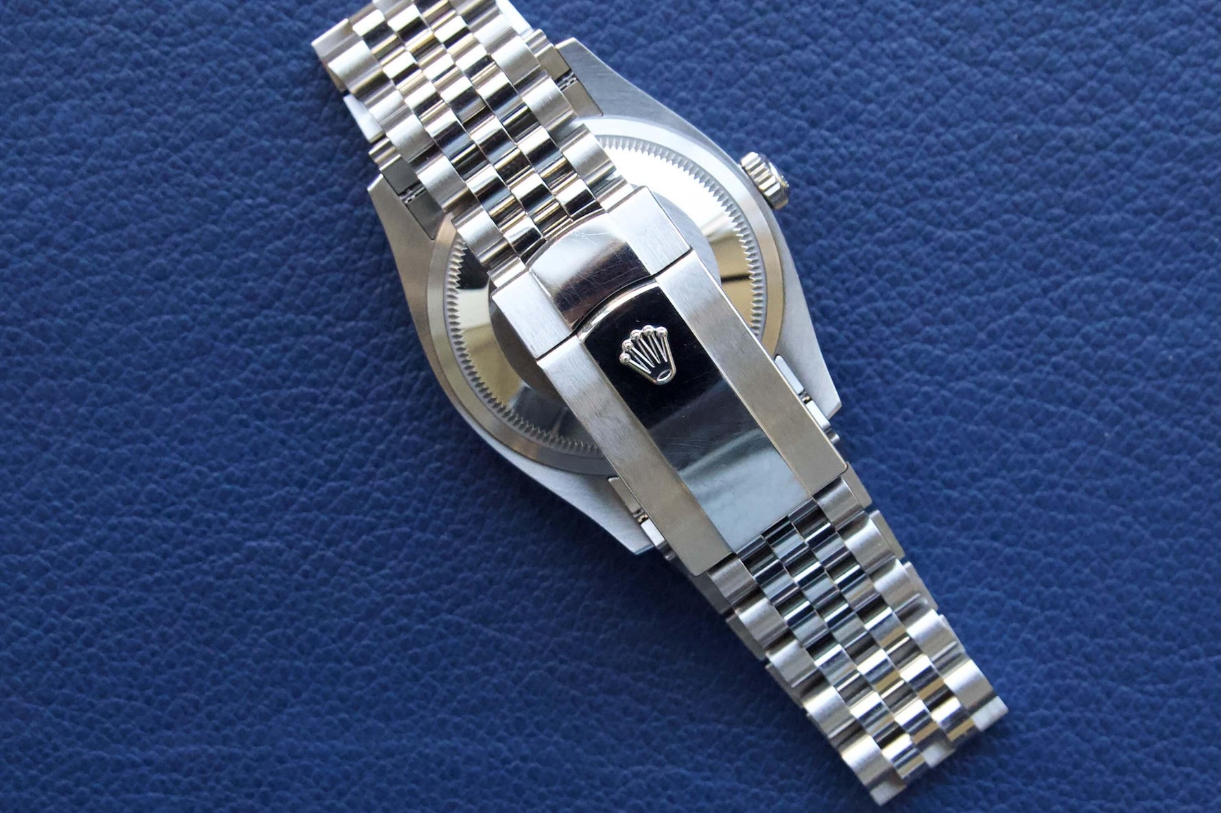 SOLD: ROLEX DATEJUST 36 WIMBLEDON Jubilee 126234 GREEN Rhodium ROMAN Box and Papers 18K Bezel - WearingTime Luxury Watches