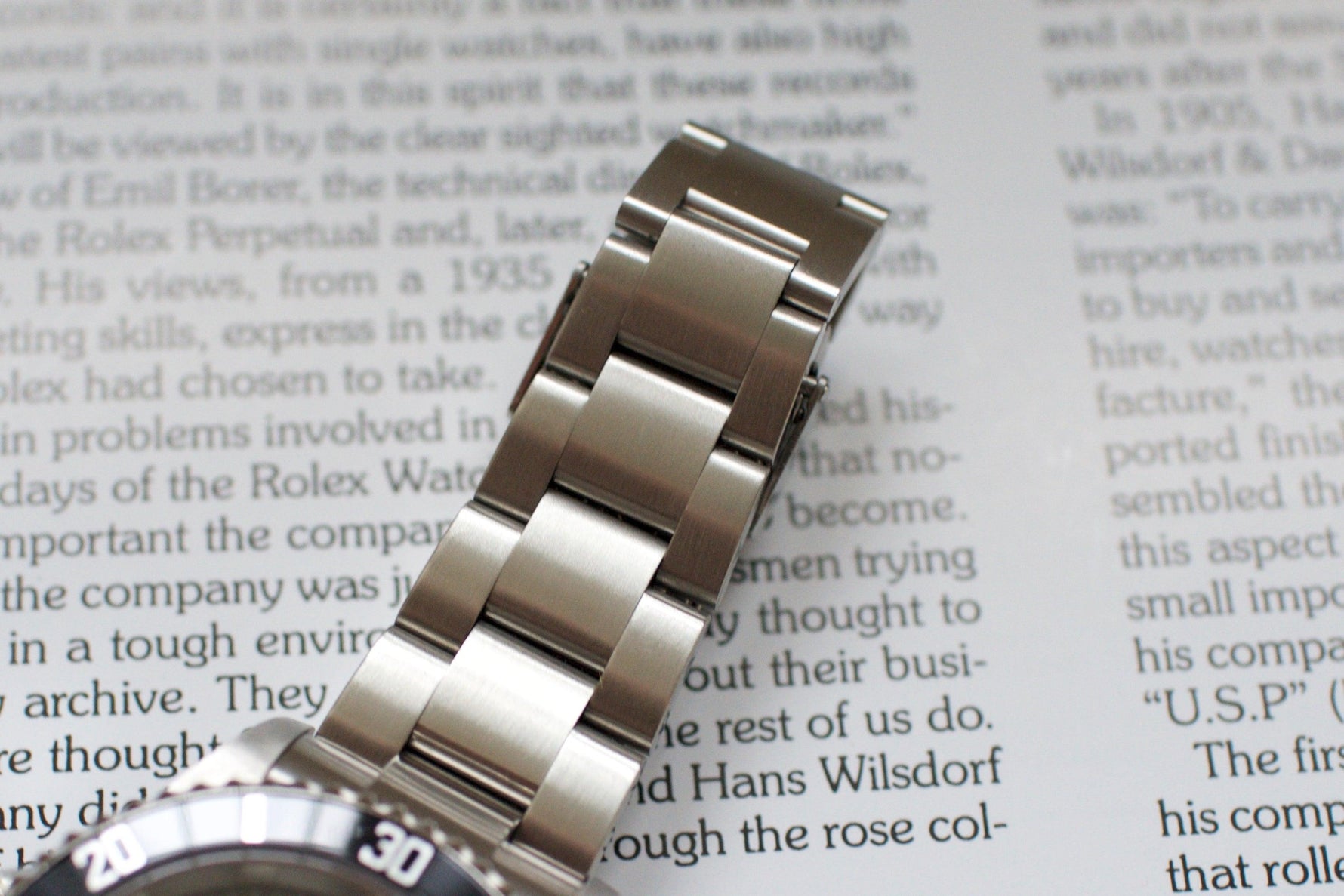 SOLDOUT: 2006 Rolex Submariner 16610 "T" - WearingTime Luxury Watches