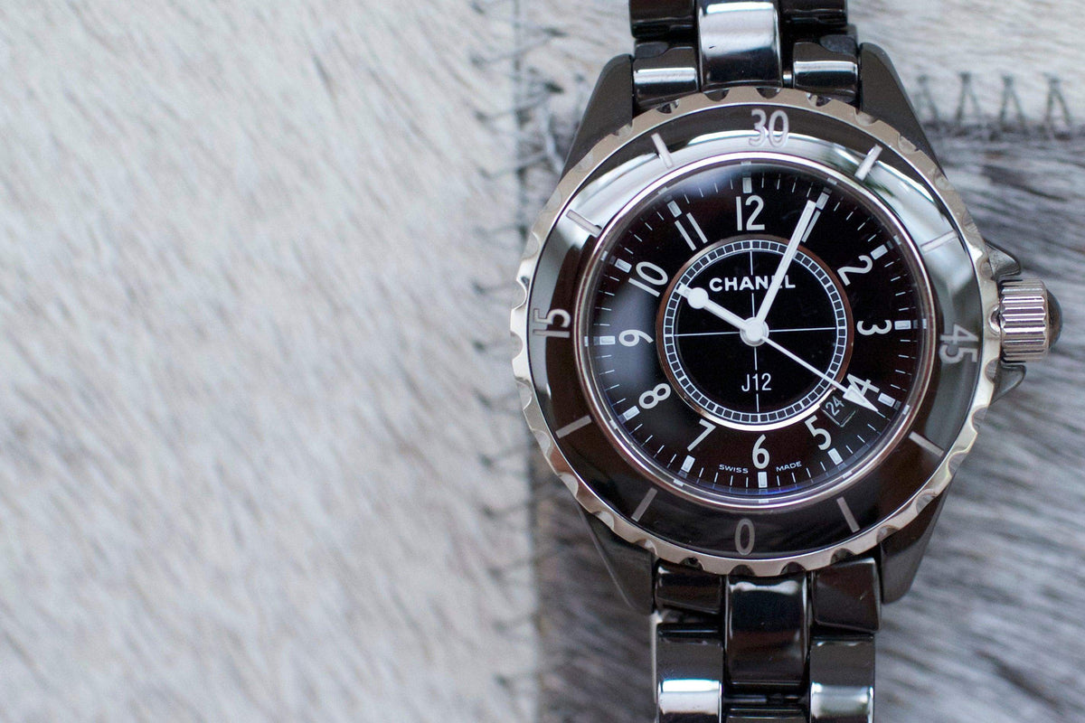 SOLDOUT: Chanel J12 Womens Watch H0682 33mm - WearingTime Luxury Watches