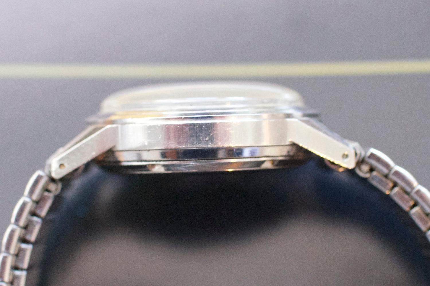 SOLDOUT: Girard Perregaux 6083 Vintage Triple Date - WearingTime Luxury Watches