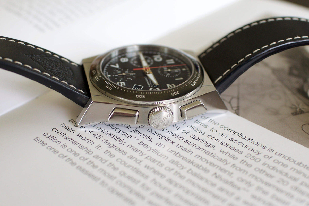 SOLDOUT: Gucci Pantheon Chronograph - WearingTime Luxury Watches