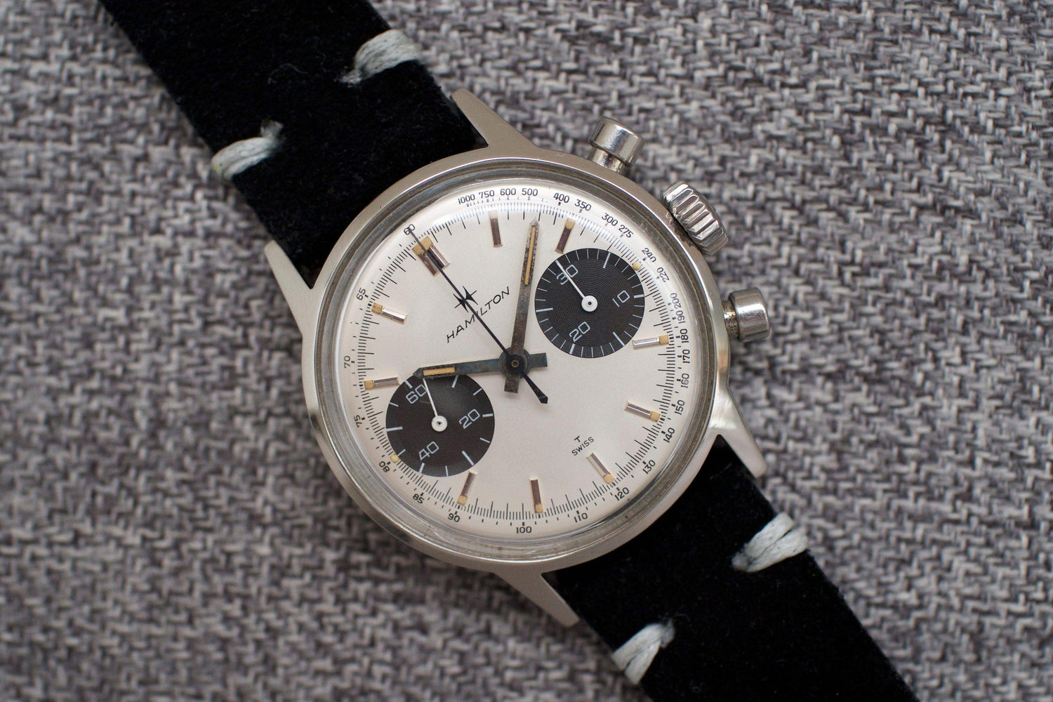 SOLDOUT: Hamilton 7723 Panda Vintage Chronograph - WearingTime Luxury Watches