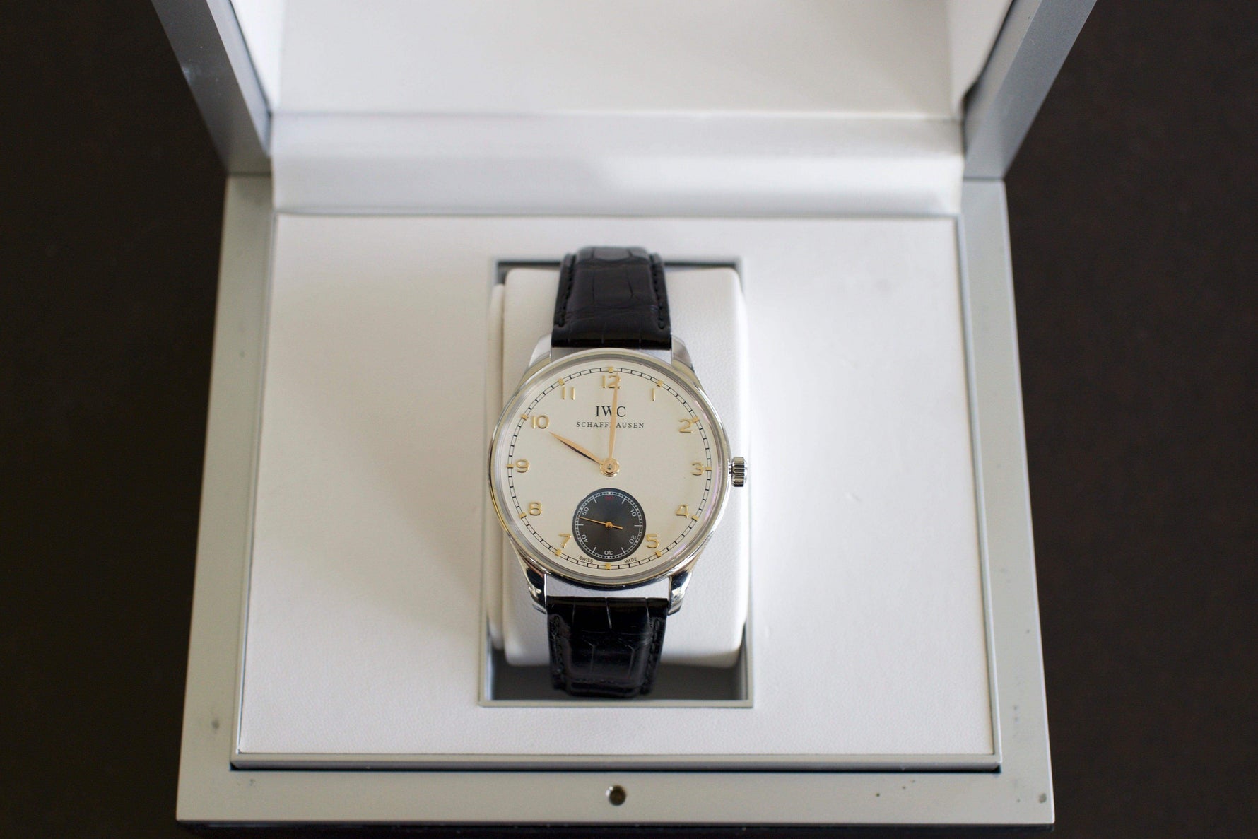 SOLDOUT: IWC Portuguese Hand-Wind - WearingTime Luxury Watches
