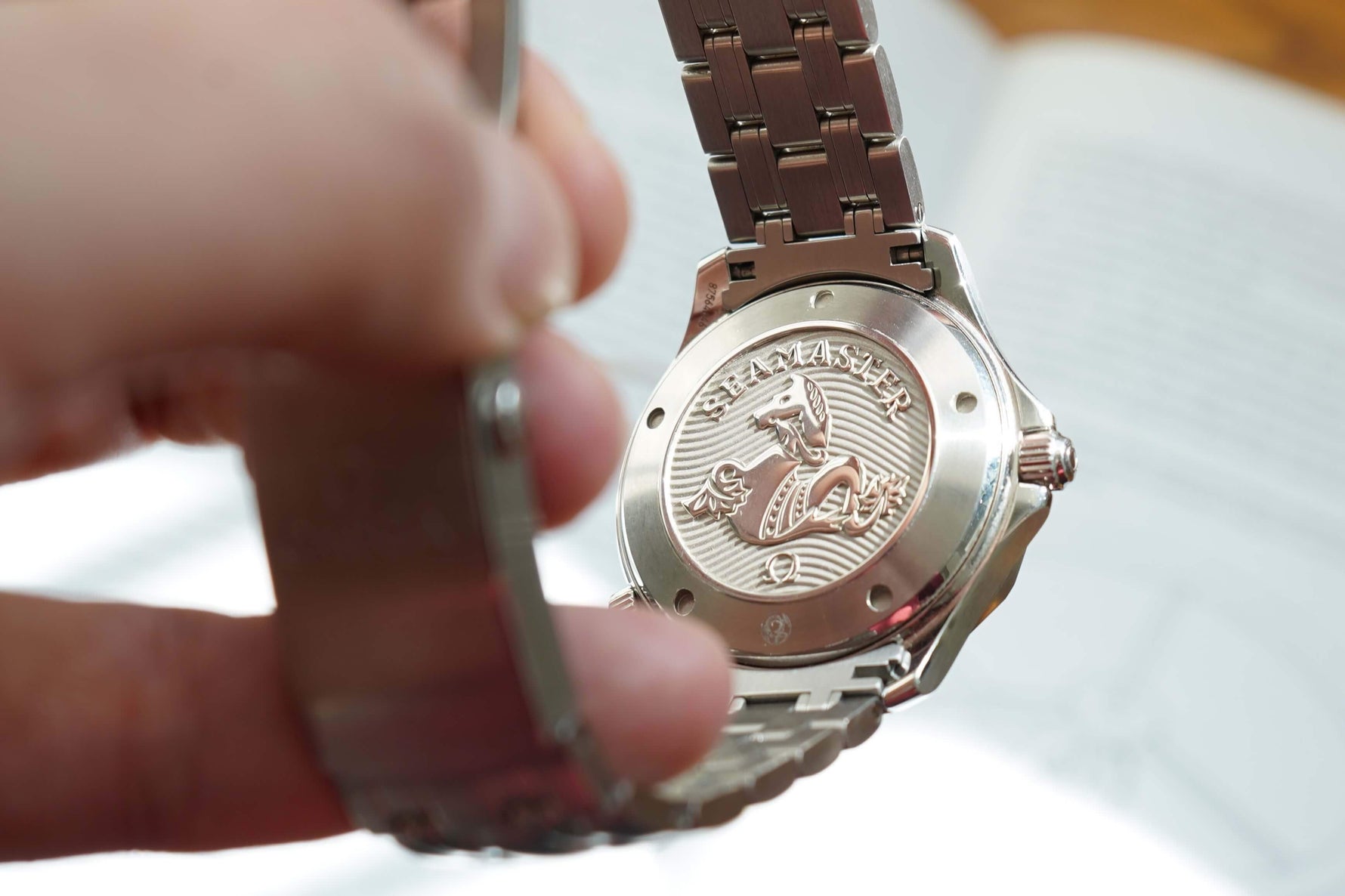 SOLDOUT: Omega Seamaster Diver 300M Co-Axial 212.30.41.20.03.001 Box - WearingTime Luxury Watches