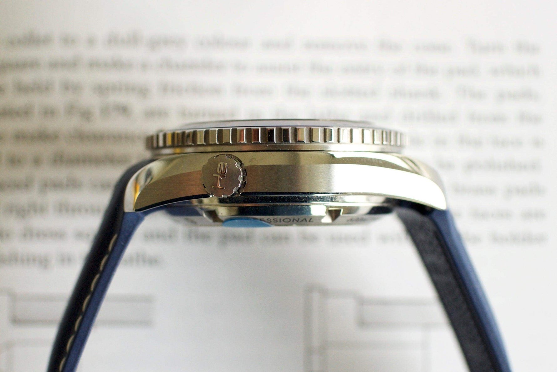 SOLDOUT: Omega Seamaster LiquidMetal - WearingTime Luxury Watches