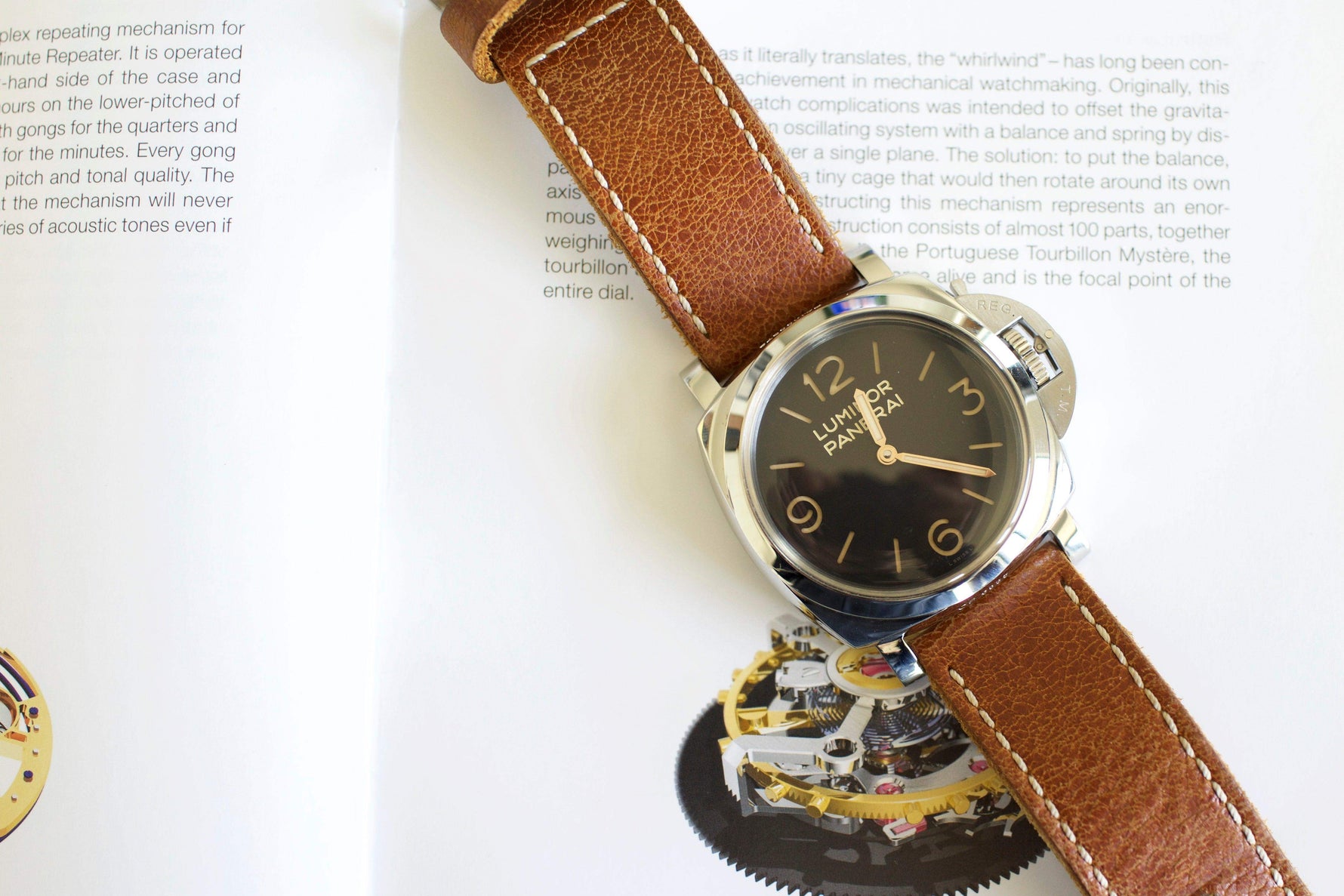 SOLDOUT: Panerai PAM 372 - WearingTime Luxury Watches