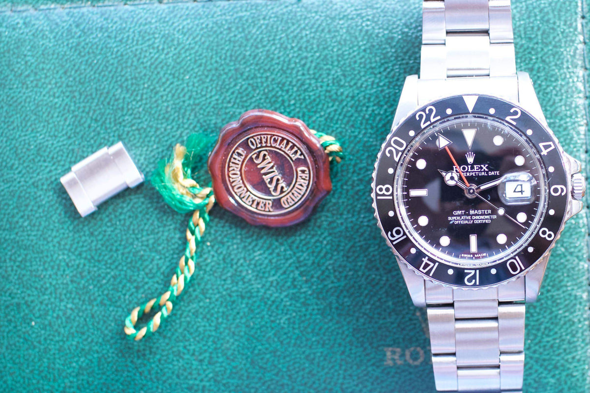 SOLDOUT: Rolex 16750 GMT Master Glossy 1982 Black Bezel - WearingTime Luxury Watches