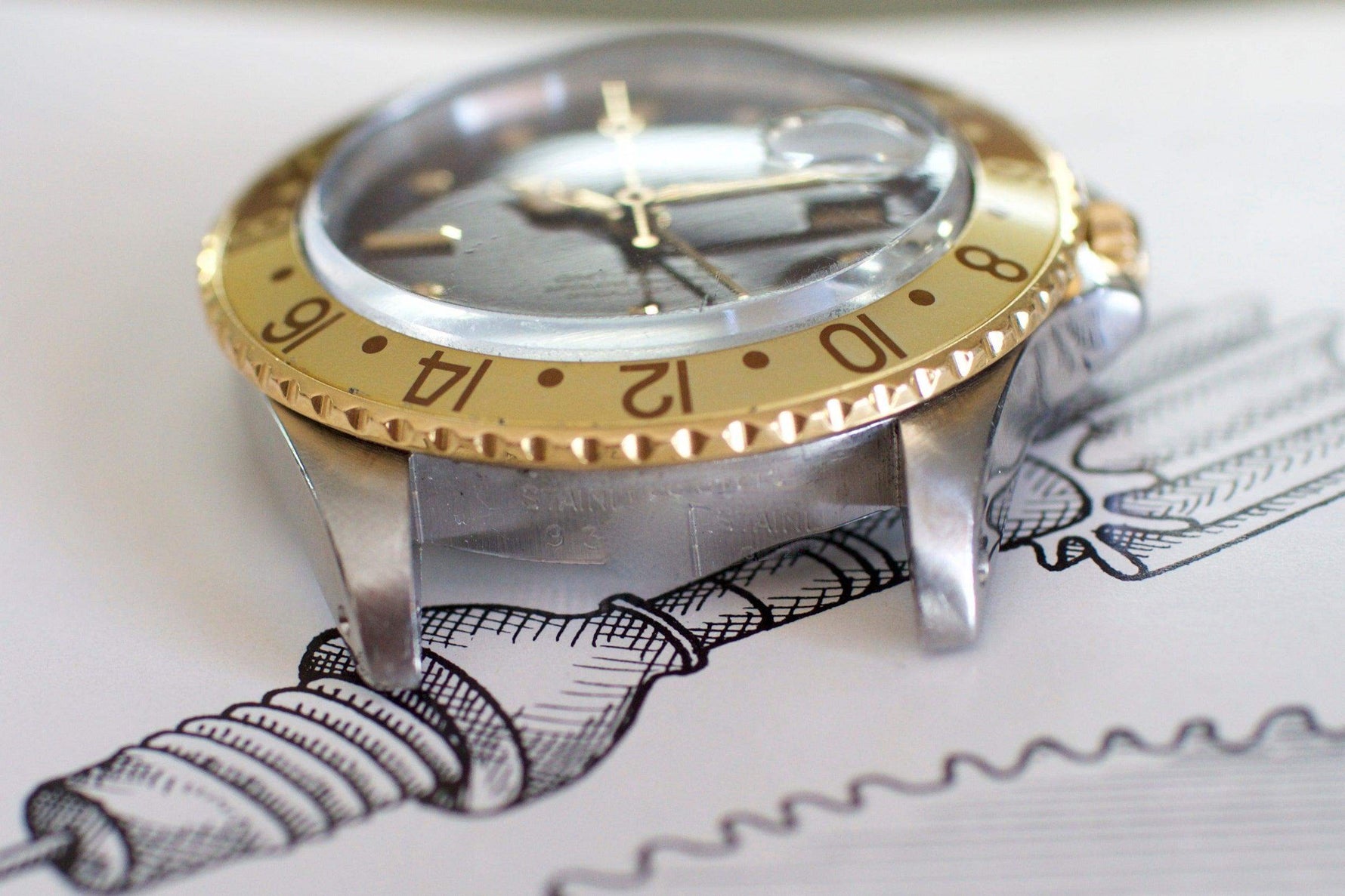 SOLDOUT: Rolex GMT 1675 Root Beer Vintage - WearingTime Luxury Watches