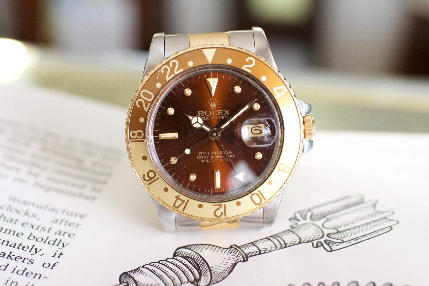 SOLDOUT: Rolex GMT 1675 Root Beer Vintage - WearingTime Luxury Watches