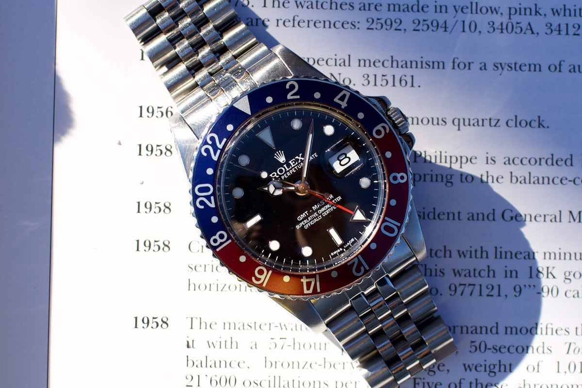 SOLDOUT: Rolex GMT 16750 Pepsi Blue Red Glossy 1982 - WearingTime Luxury Watches