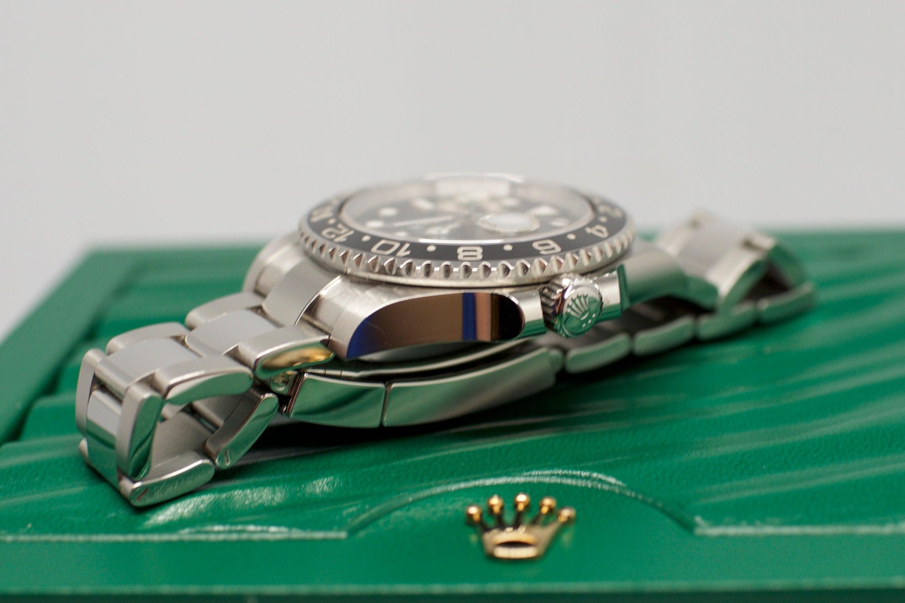 SOLDOUT: Rolex GMT ii Batman 116710BLNR - WearingTime Luxury Watches